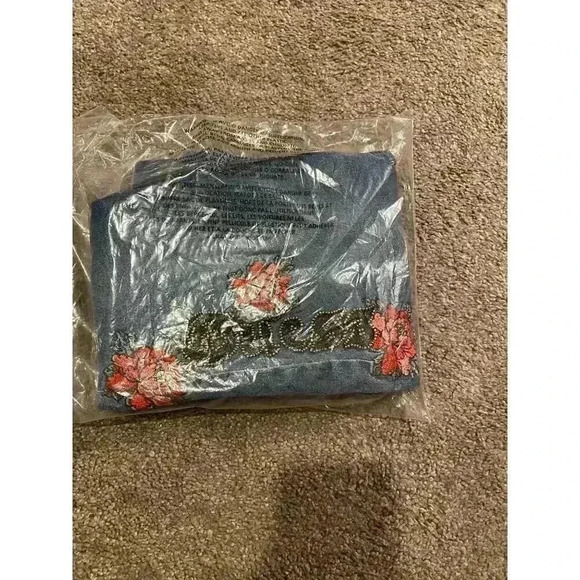 Guess Girls Pearl Jeans Bundle of 6 (Size 8= Two, Size 12= Two, Size 14= Two) - Picture 4 of 4